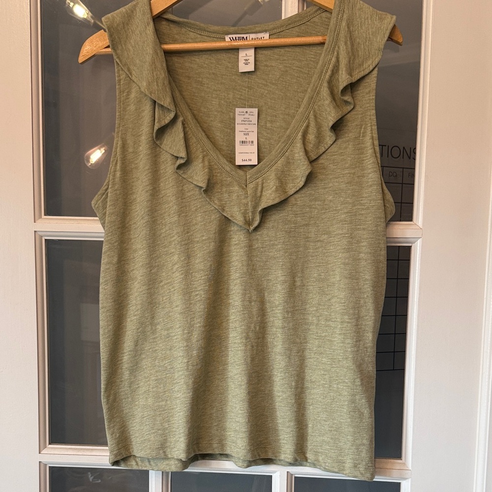 White House Black Market WHBM sleeveless green ruffle shirt Large